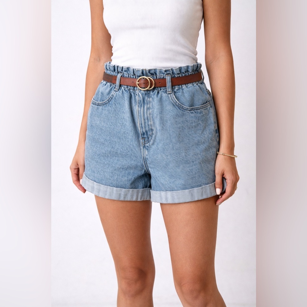 H&M | High Rise Paperbag Waist Denim Shorts | Light Wash | Size Small